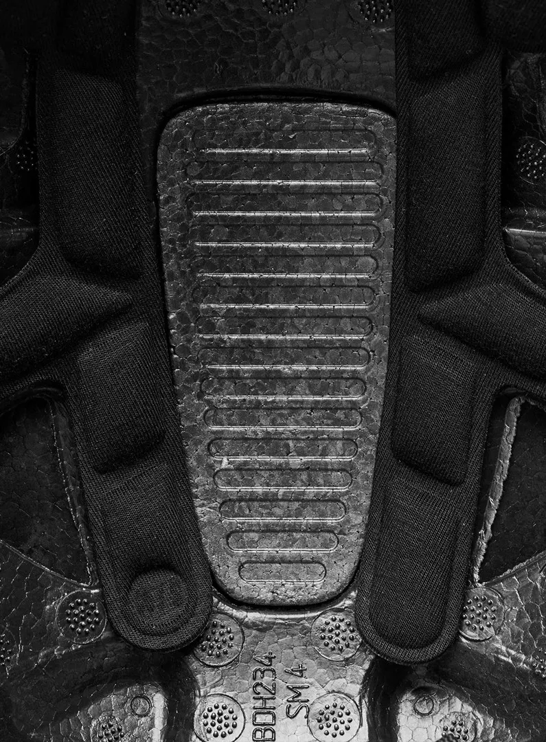 „BLACK DIAMOND Capitan E Helmet hyper red“ šalmas S/M